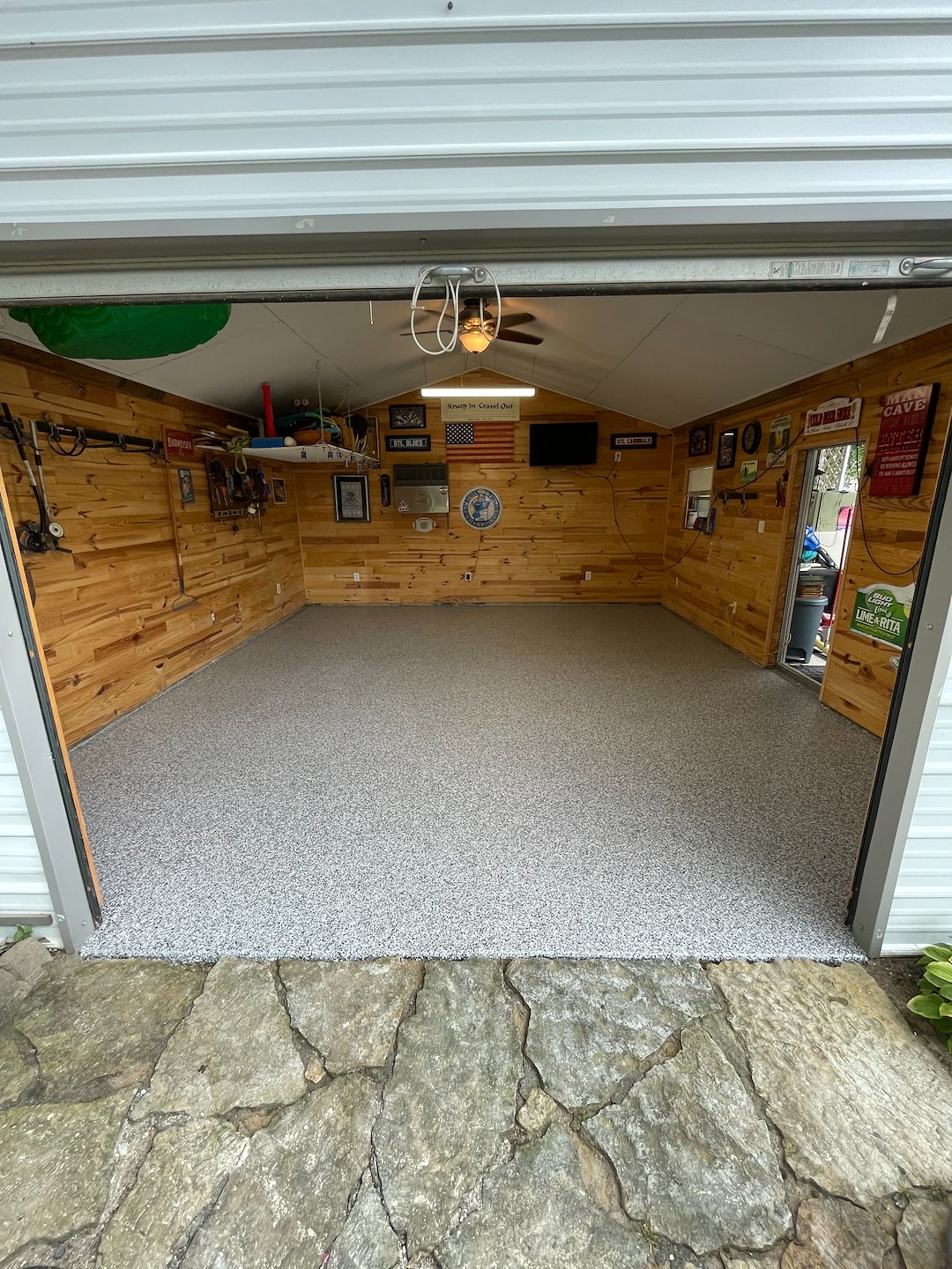 Beautiful Polyaspartic Concrete Coating For Man Cave in Bartelso, IL